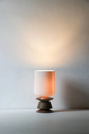 Lampe à poser en porcelaine et bois IKI 3