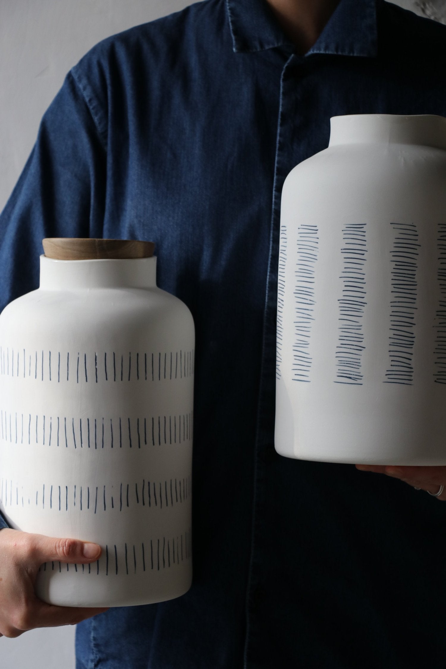 Grand vase en porcelaine Simple Mishima bleu