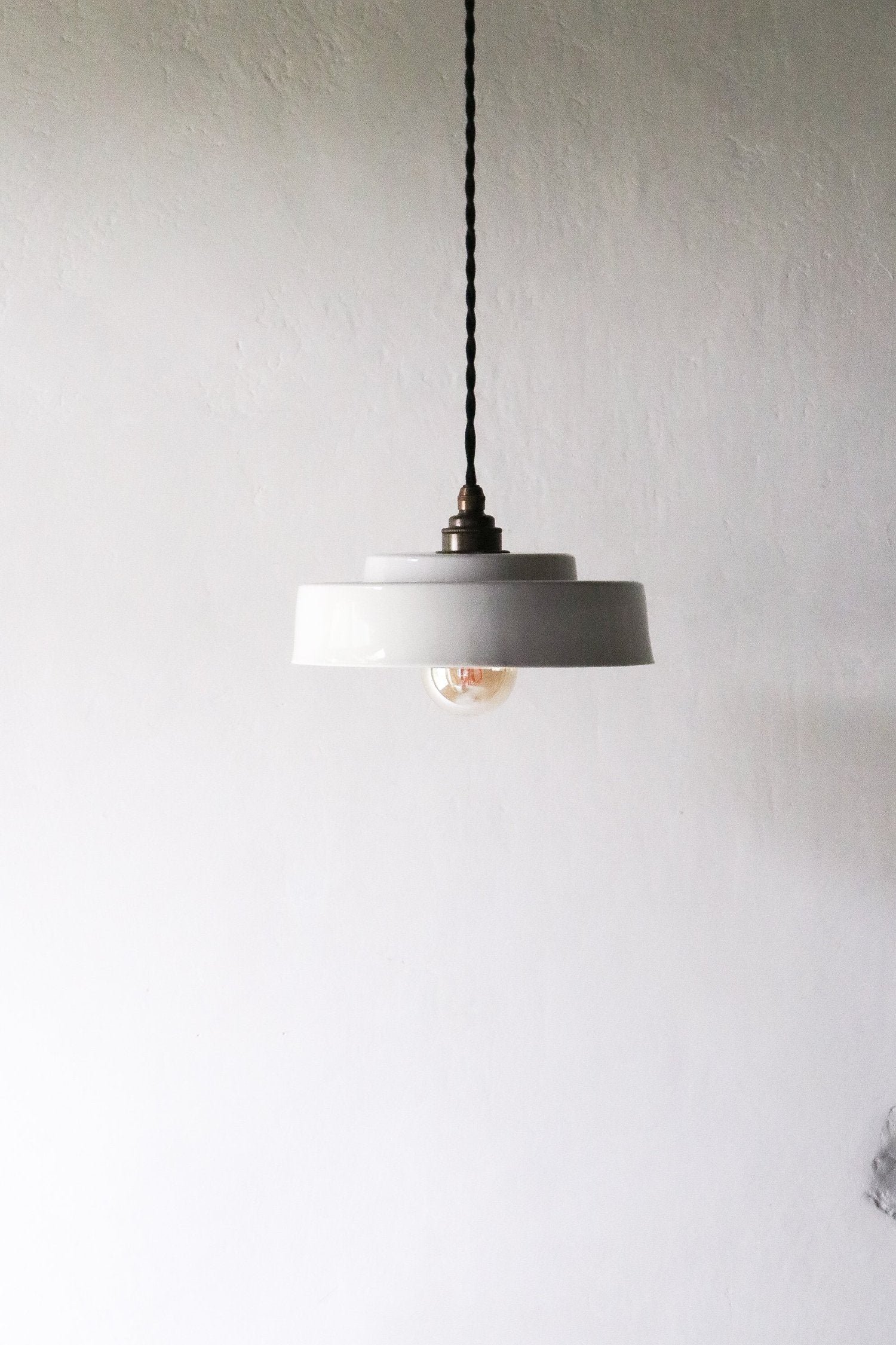 Suspension en porcelaine Kano