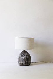 Lampe à poser en grès noir Signature 009