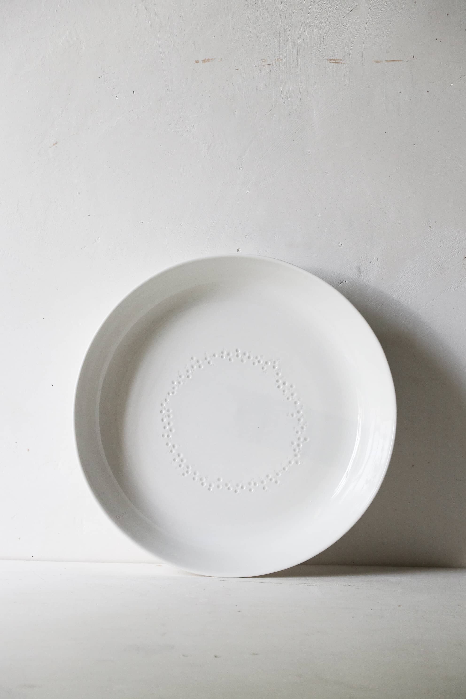 Plat creux en porcelaine Point