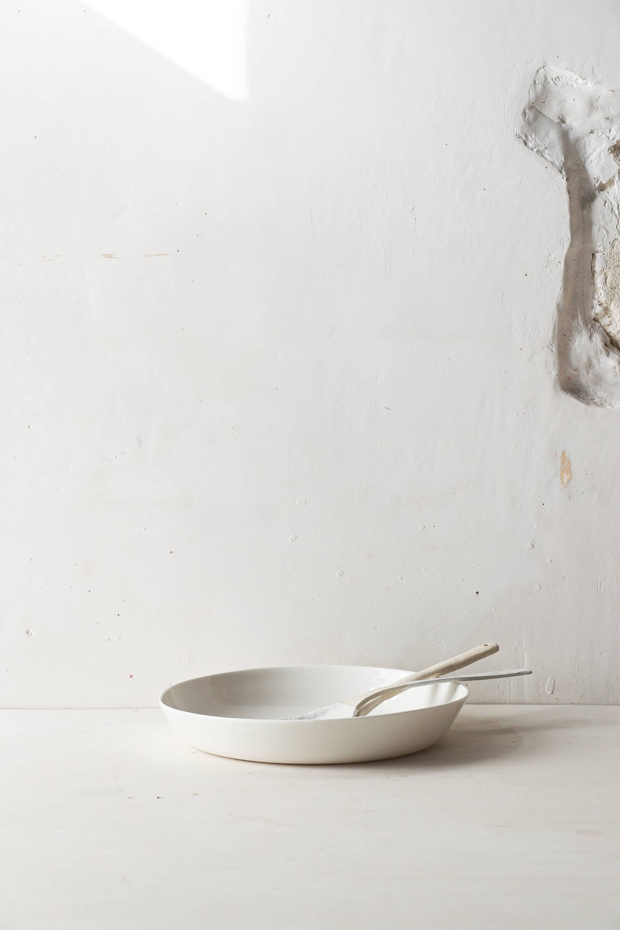 Plat creux en porcelaine Simple