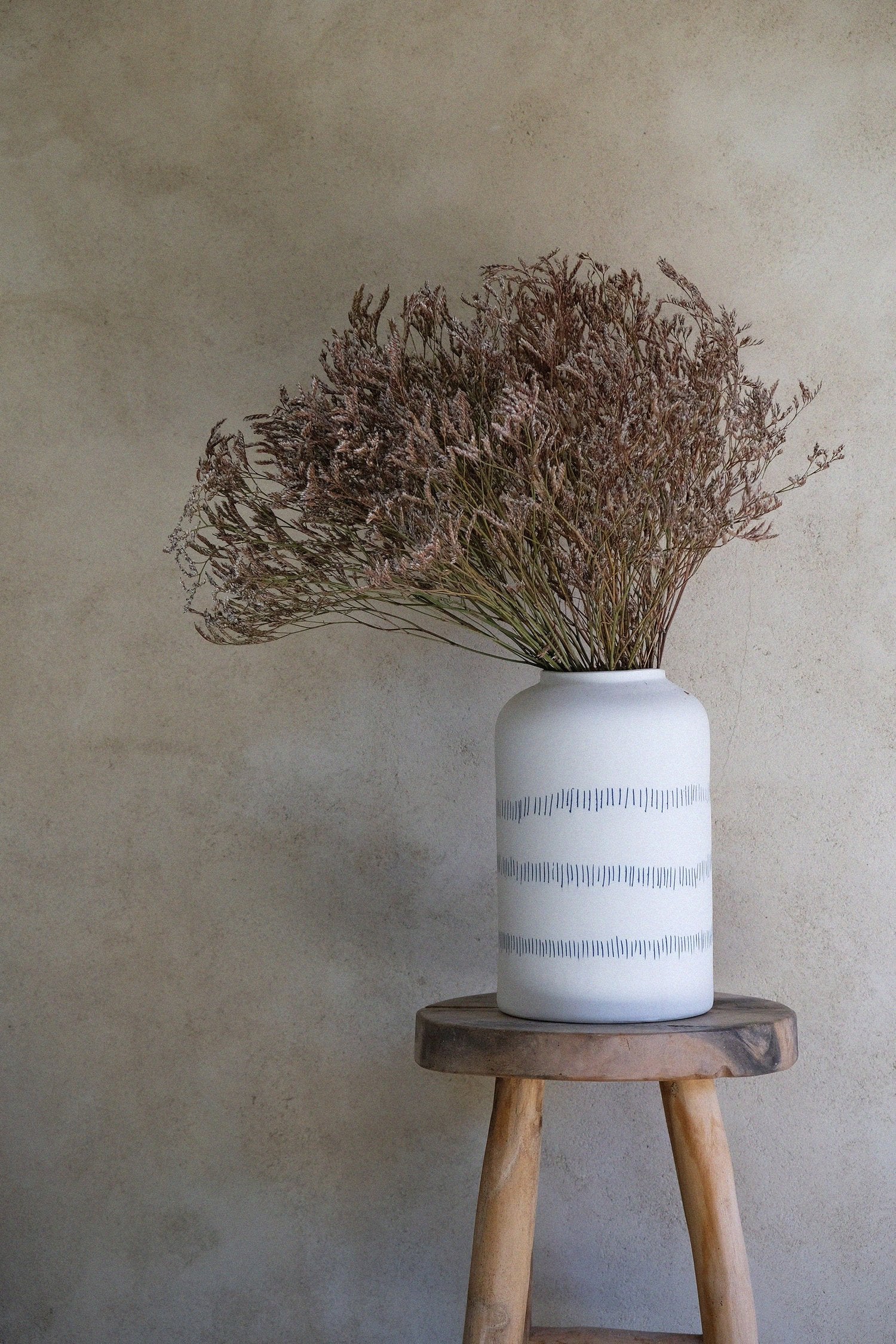 Grand vase en porcelaine Simple Mishima bleu