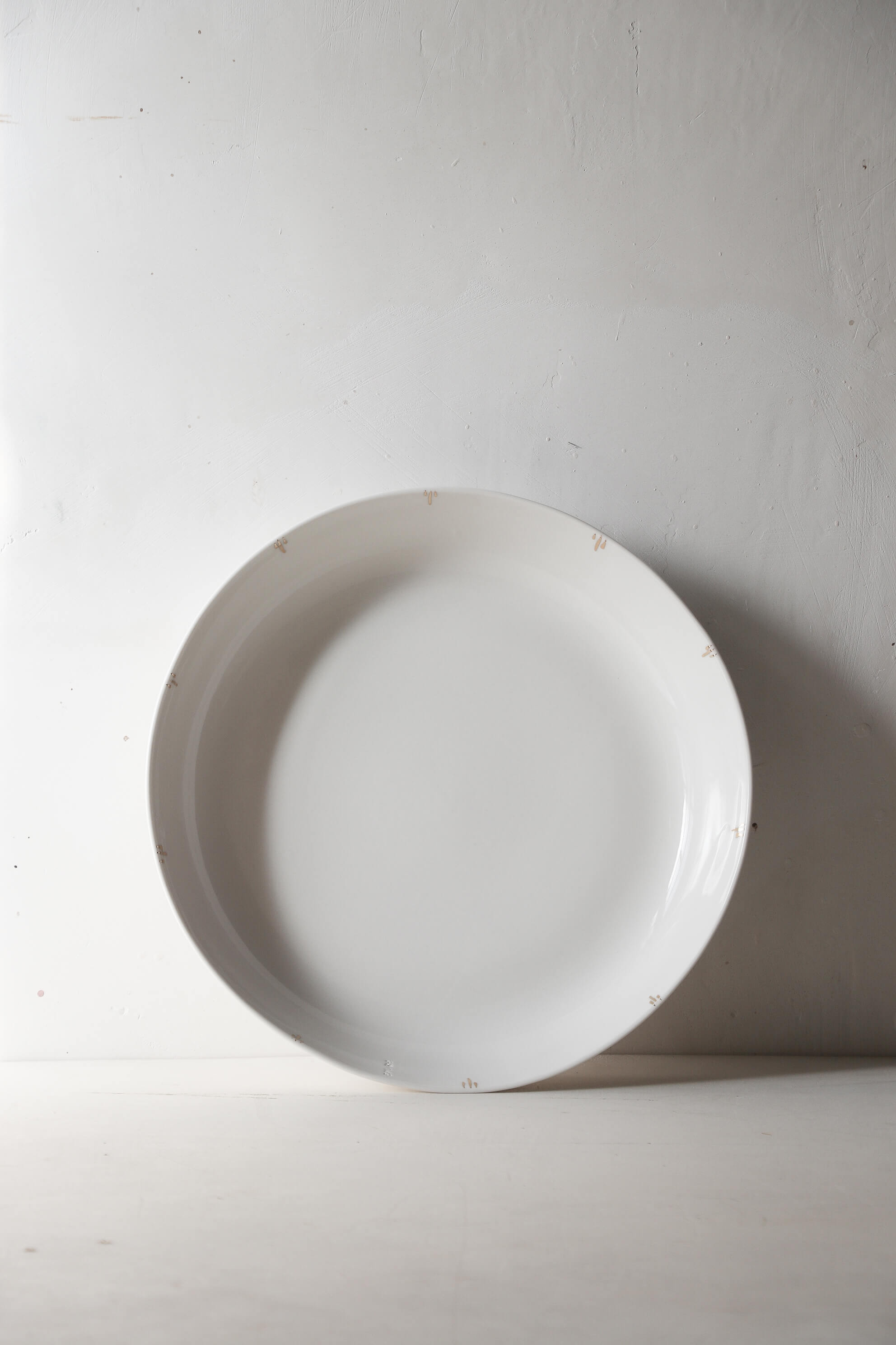 Plat creux en porcelaine Simple griffé Or